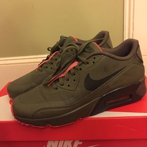 Nike Air Max 90 Ultra 2.0